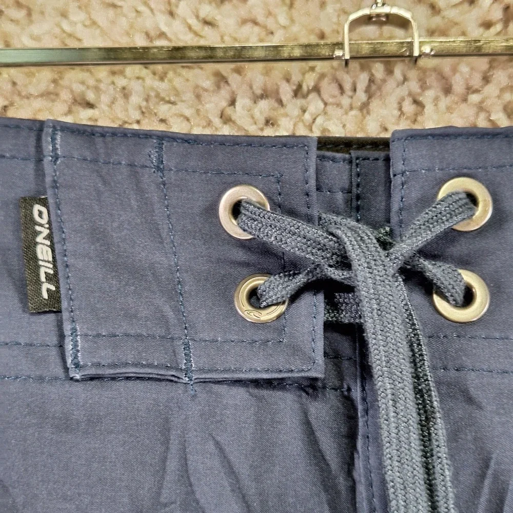 O'Neill Board Shorts Mens 30 (Fits W30) Blue Striped Surf Swimwear Beach